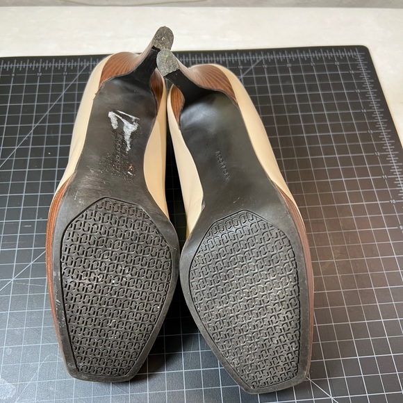 VGUC Rockport platform heels - Picture 7 of 8